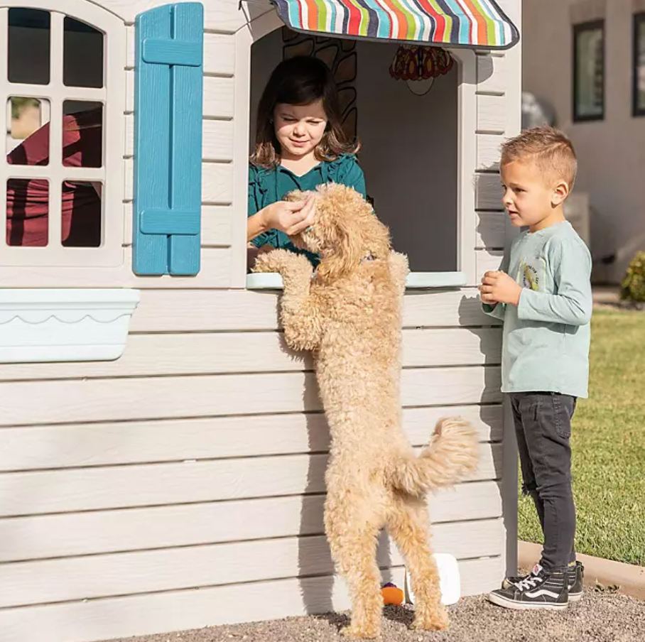7' Tall Imagination Playhouse